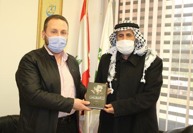 وفد من هيئة علماء فلسطين يزور جامعة الجنان