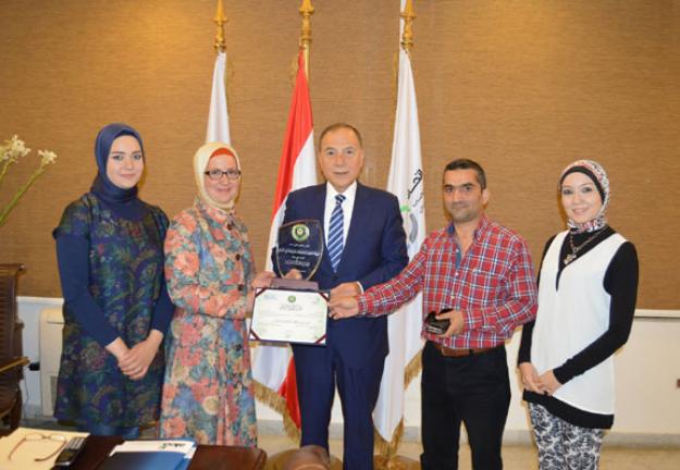 تكريم رعاة جماليات الخط العربي