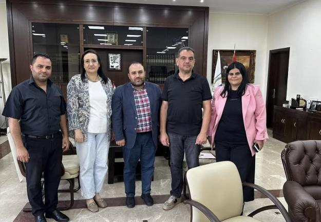 الجنان تقدّم منحاً دراسية لرئيس بلدية الشويفات