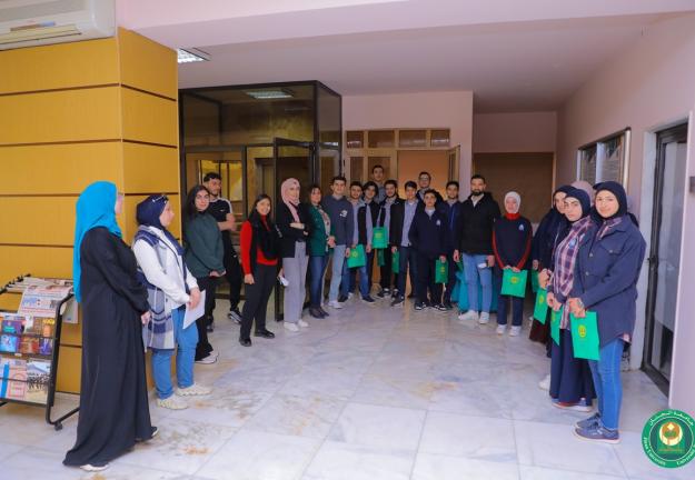 زيارة طلاب ثانوية الجنان