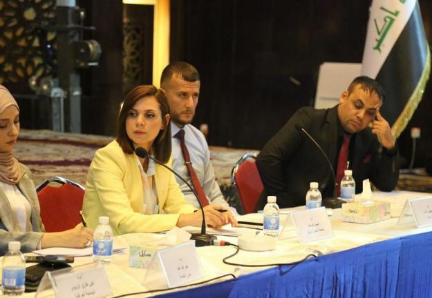 مشاركة عميدة معهد العلوم السياسية