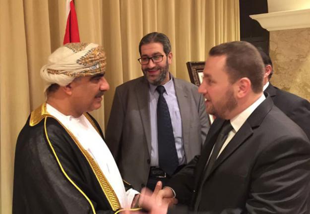 جامعة الجنان تشارك في استقبال السفارة العمانية