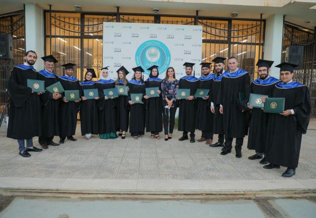الجنان تخرّج كوكبة جديدة من طلابها الدفعة الثلاثين‎‎