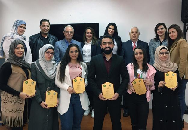 تواصل، تكرم المتفوقين في الجنان صيدا