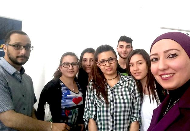 الجنان في المعرض التوجيهي لثانوية زغرتا الرسمية