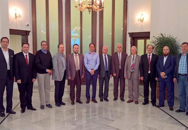 النائب سامي الجميل يستقبل رئيس مجلس أمناء الجامعة