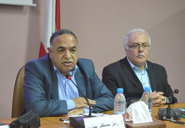 ندوة في الجامعة عن كتاب: ألق الصمود وقلق المبادرات