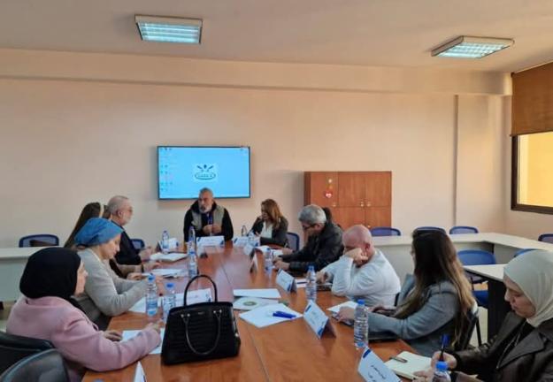 نبع - تطلق حواراً حول تحدّيات طرابلس الصحية والاجتماعية وحلولها في جامعة الجنان