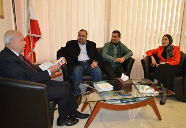 استقبال الصحافي باسم البكور