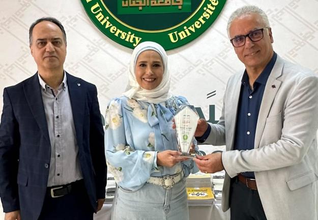 مدير ثانويّة برجا الرسميّة يزور الجنان صيدا