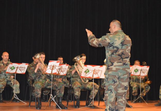 "تحية لشهداء الجيش اللبناني" من جامعة الجنان