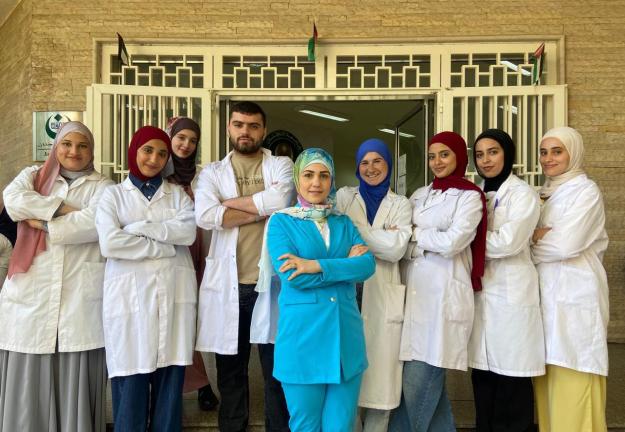 نشاط توعوي حول بكتيريا H. Pylori في فرع صيدا