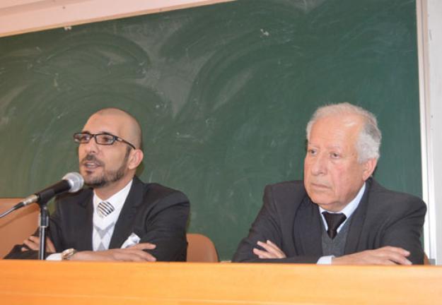 لقاء حواري مع طلاب الدراسات الإسلامية