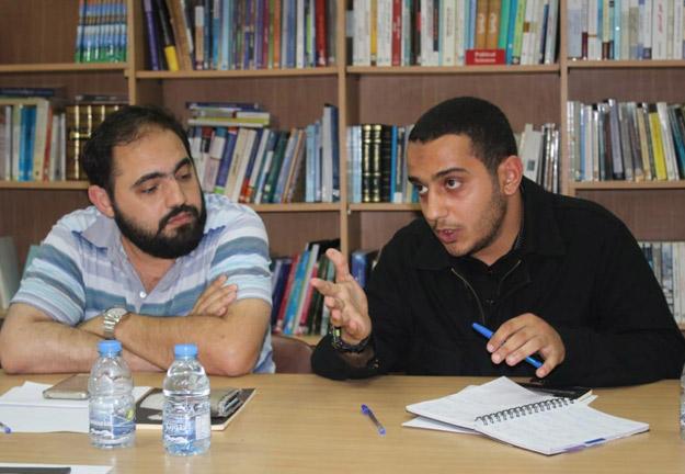 بريدجز ليبانون تناقش كتاب مقاصد الشريعة في جامعة الجنان