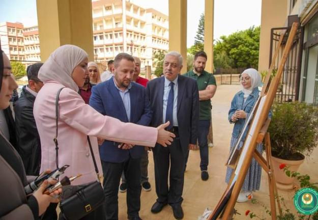 معرض صور ورسومات