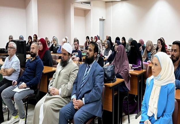 قسم الدراسات الإسلامية يحتفي بالمولد النبوي الشريف