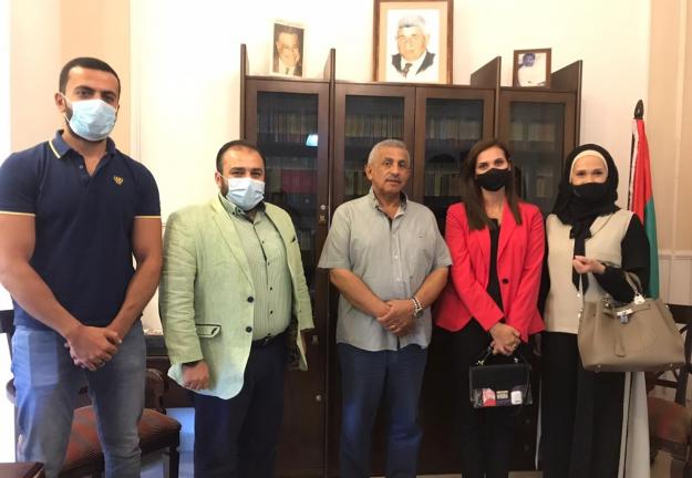 منح وحسومات جديدة تقدمها جامعة الجنان