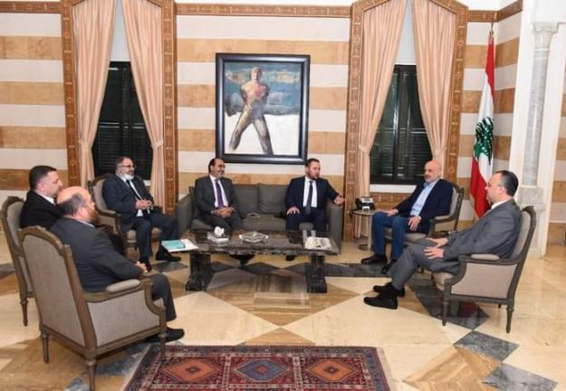 وفد من جامعة الجنان يلتقي وزير الداخلية والبلديات