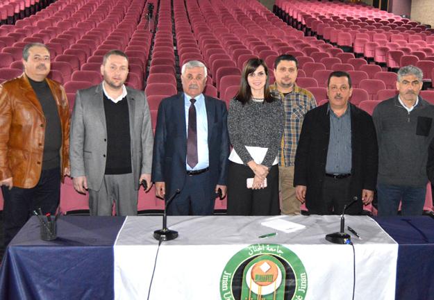 وفد من بلدية المنية يزور الجنان