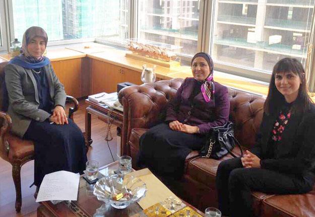 زيارة جامعة الجنان للوزيرة عناية عز الدين