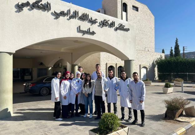 طلّاب MLT في الجنان يطّلعون على تقنيّات حديثة خلال زيارة تدريبيّة لمستشفى الرّاسي
