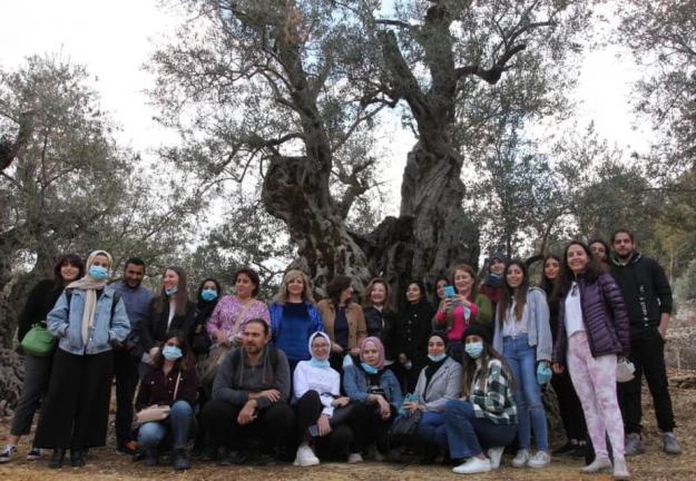 الجنان تشارك في اليوم العالمي لشجرة الزيتون