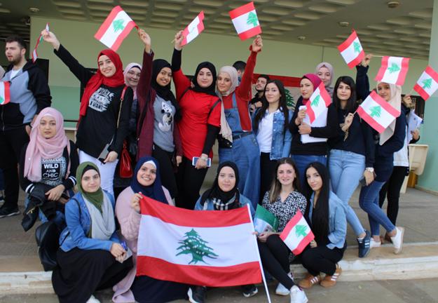 طلاب الجنان يحييون ذكرى الاستقلال الـ 76