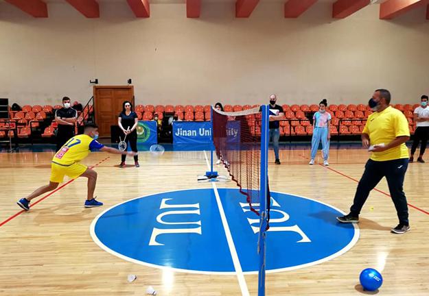 دورة تدريبية لطلاب التربية الرياضية في جامعة الجنان