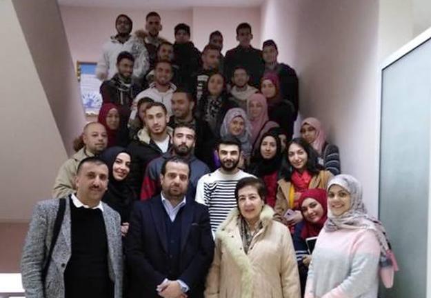 الجنان تنظم دورة تدريبية لرؤساء الأقسام التمريضية وللمرضين من مستشفيات صيدا