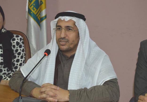 الدكتور علي العمري في جامعة الجنان