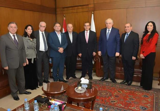 زيارة تهنئة