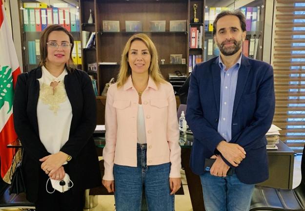 اتفاقية تعاون وتدريب لطلاب كلية العلوم في مختبرات غرفة التجارة والصناعة والزراعة بطرابلس