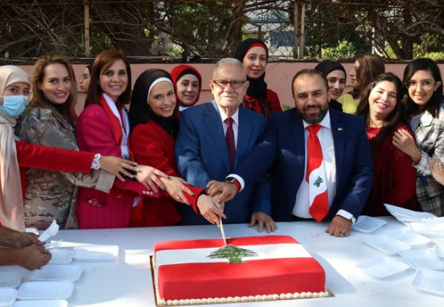 الجنان تحتفل باستقلال لبنان وتكرّم طلاب ثانويات صيدا