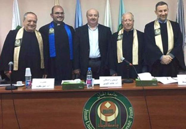 مناقشة بحضور رئيس الجامعة