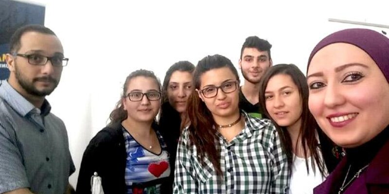 الجنان في المعرض التوجيهي لثانوية زغرتا الرسمية