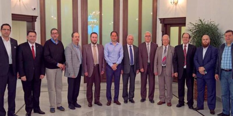 النائب سامي الجميل يستقبل رئيس مجلس أمناء الجامعة