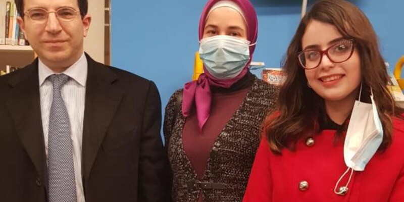 الجنان تحصد المرتبة الأولى في مسابقة الشاعر والكاتب الفرنسي شارل بودلير