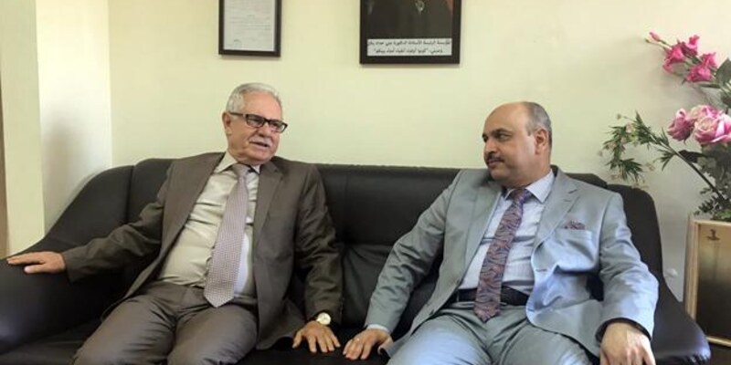 المتسشار الثقافي العراقي في الجنان صيدا