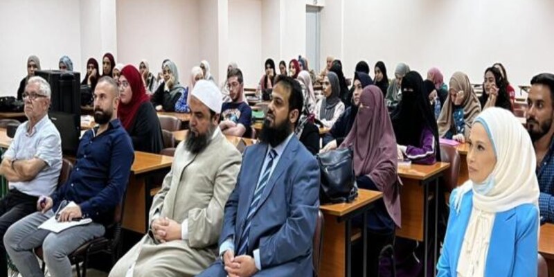 قسم الدراسات الإسلامية يحتفي بالمولد النبوي الشريف