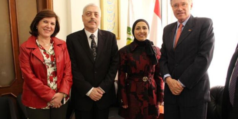 زيارة السفير السويسري للجامعة