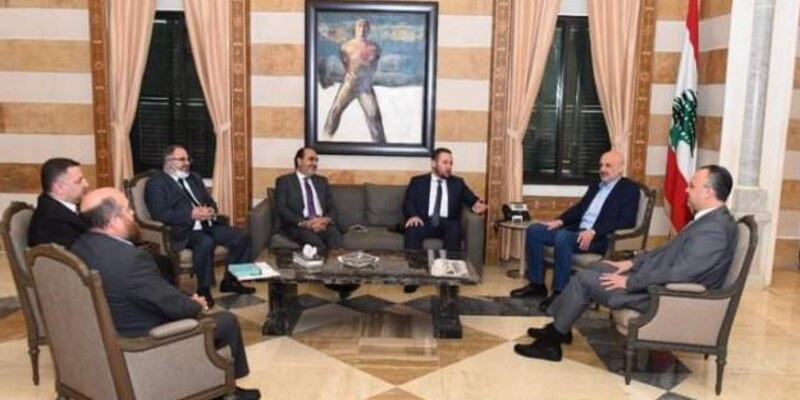 وفد من جامعة الجنان يلتقي وزير الداخلية والبلديات