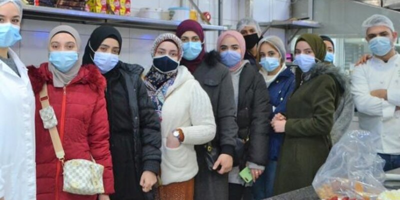 زيارة مصانع ومختبرات قصر الحلو